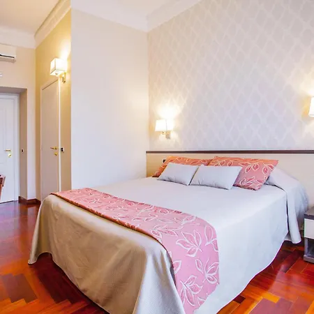 Domus Palatina 게스트하우스 4*